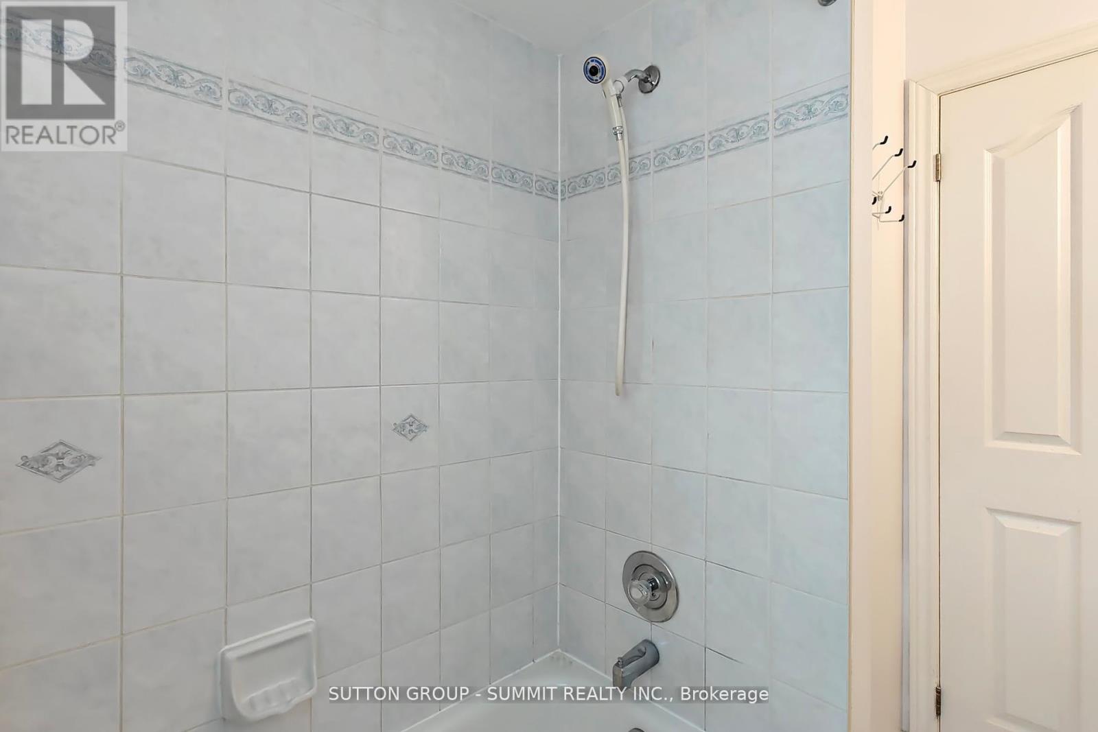 5525 Fleur-De-Lis, Mississauga (East Credit), Ontario  L5R 2Z6 - Photo 40 - W12445378