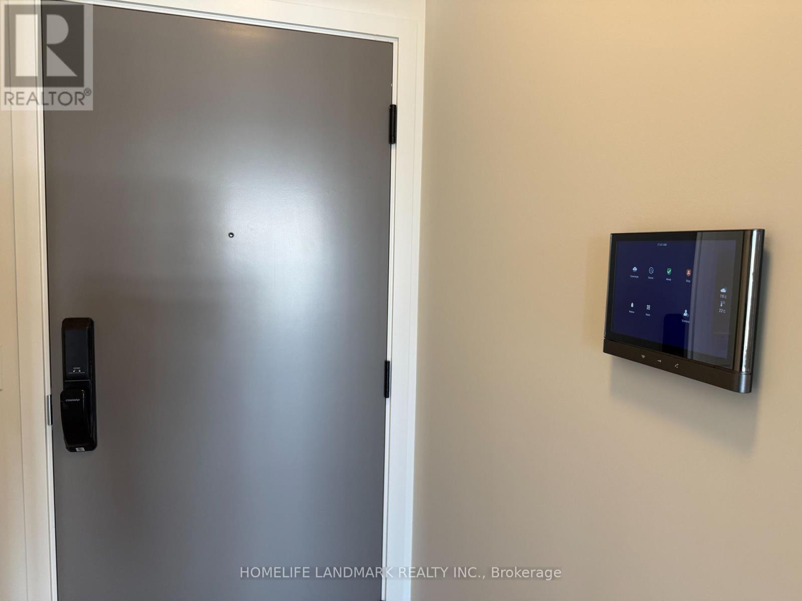 1906 - 3079 Trafalgar Road, Oakville, Ontario  L6H 8C5 - Photo 3 - W12445401