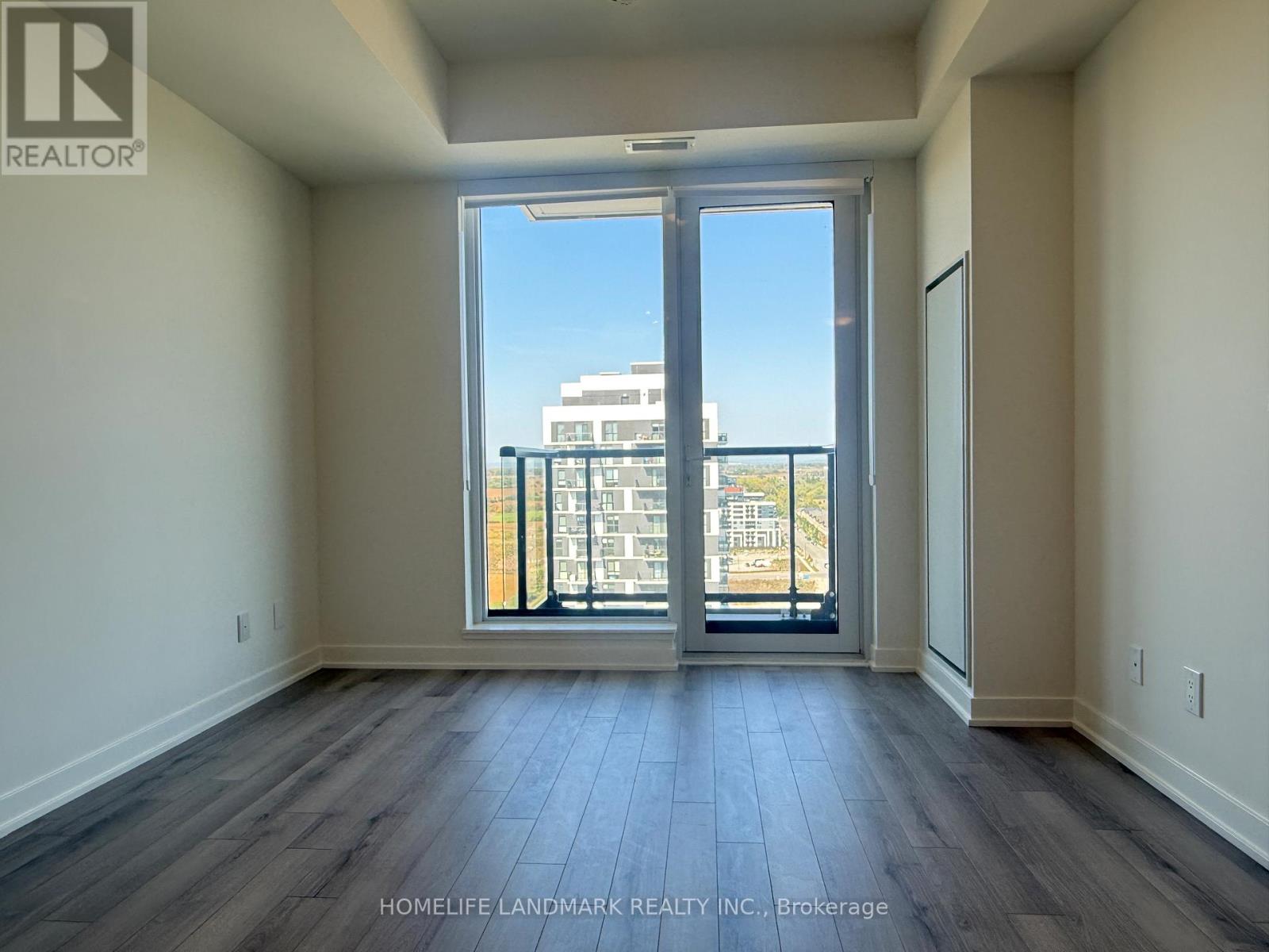 1906 - 3079 Trafalgar Road, Oakville, Ontario  L6H 8C5 - Photo 9 - W12445401