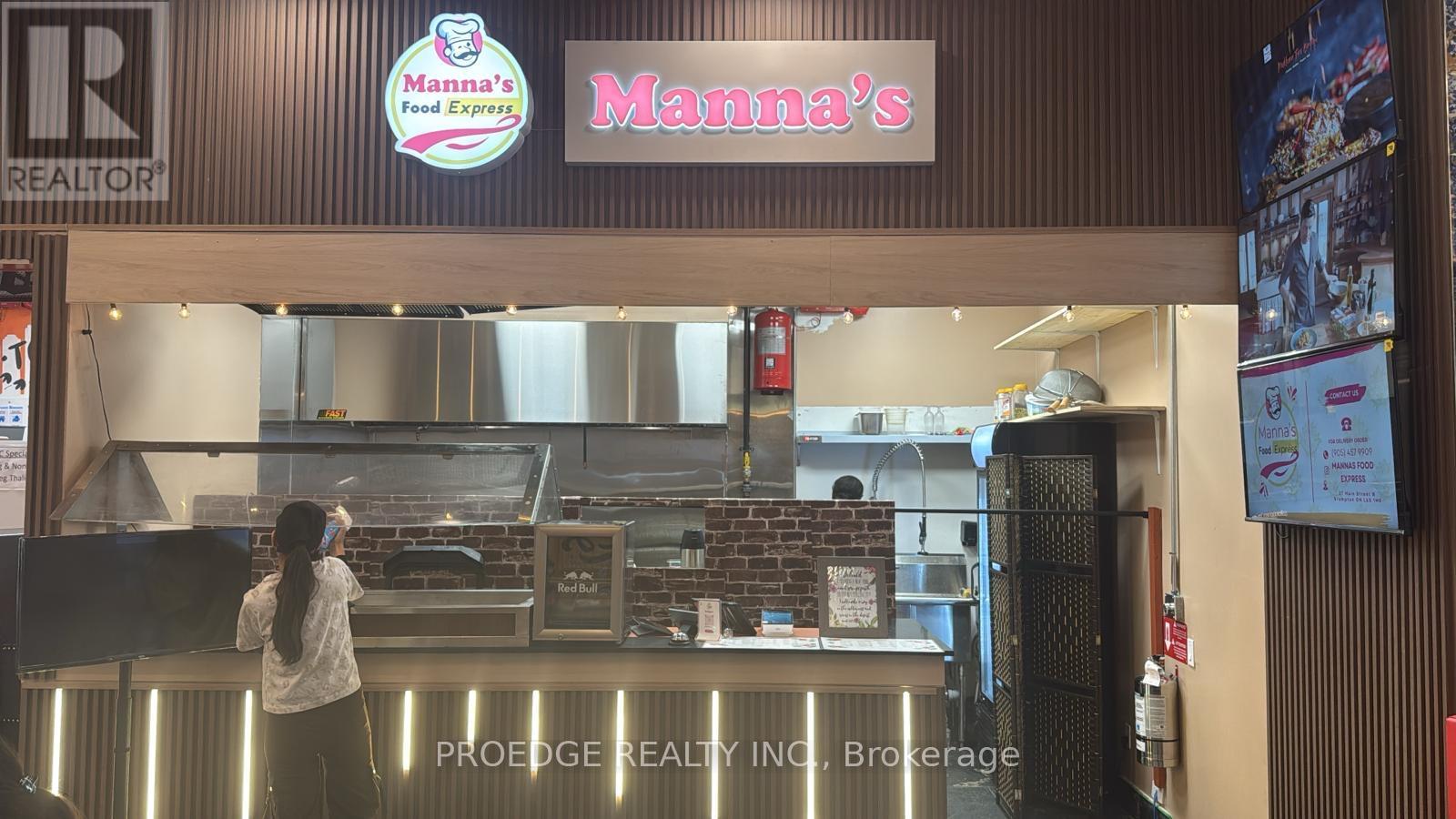 Unit 5 - 27 Main Street N, Brampton, Ontario  L6X 1M8 - Photo 2 - W12417517