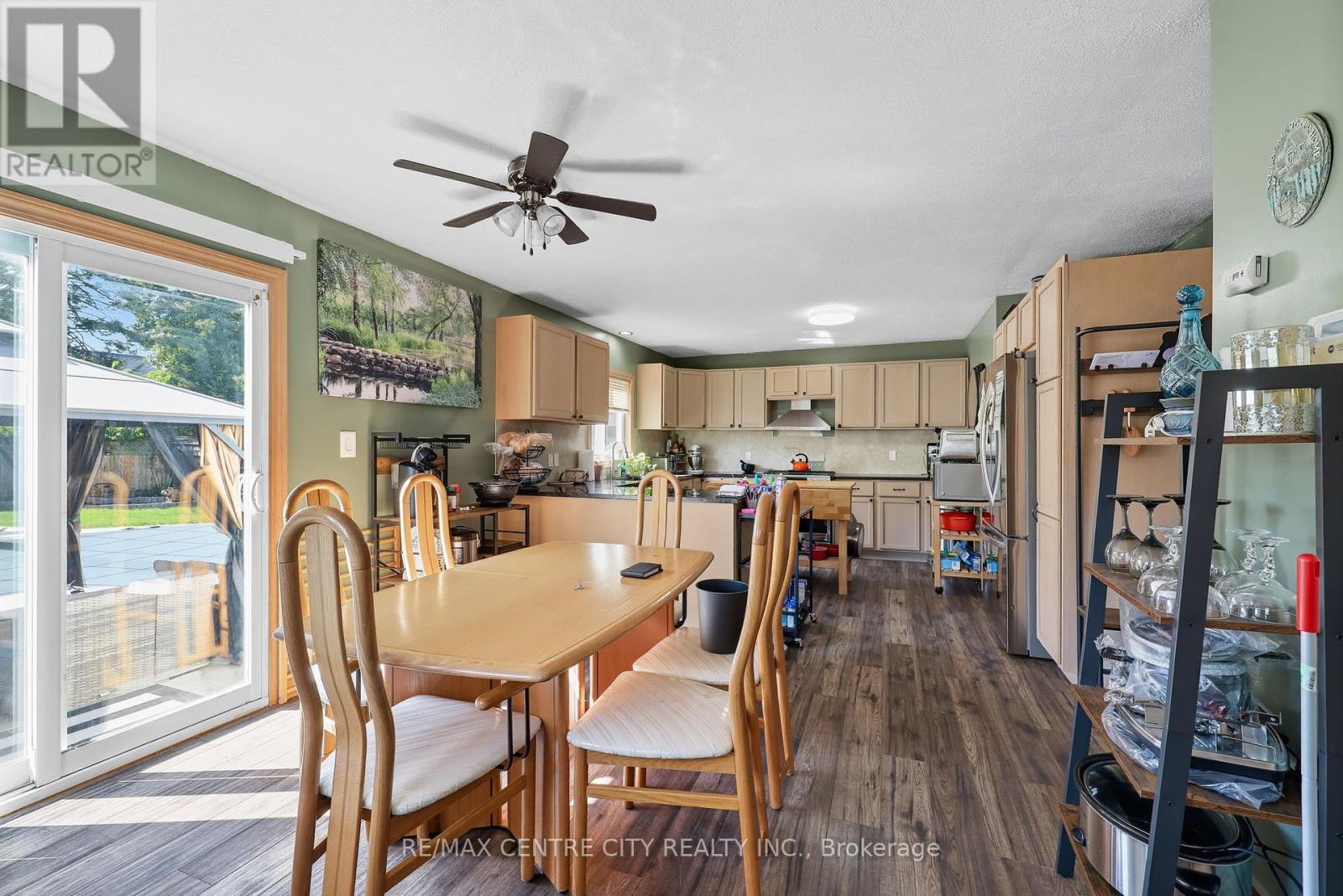 75 Glass Avenue, London East (East N), Ontario  N5W 1Z8 - Photo 15 - X12445422