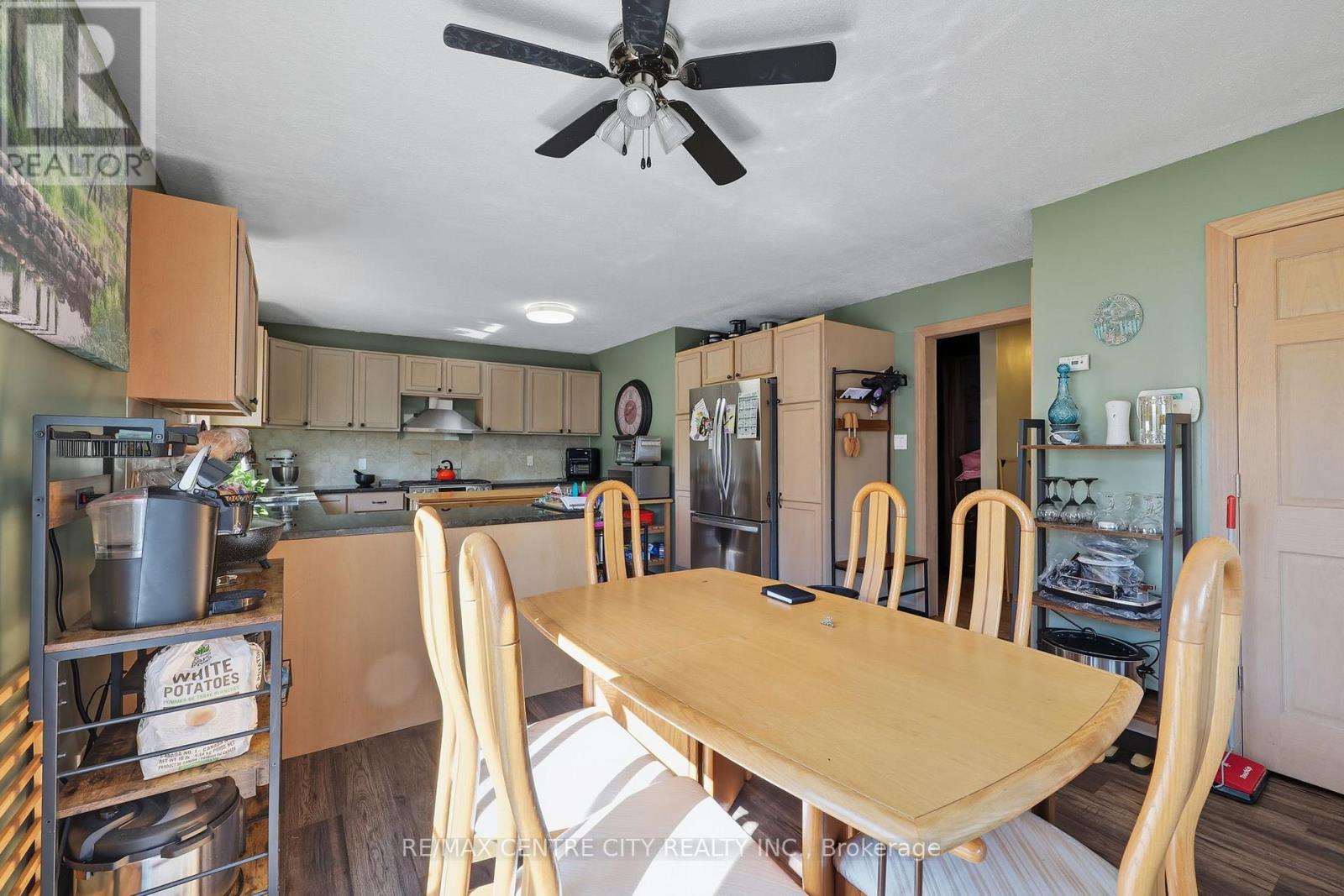 75 Glass Avenue, London East (East N), Ontario  N5W 1Z8 - Photo 16 - X12445422