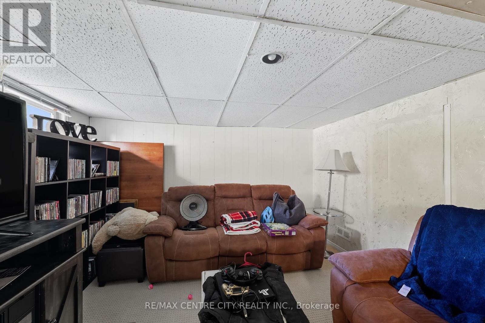 75 Glass Avenue, London East (East N), Ontario  N5W 1Z8 - Photo 27 - X12445422