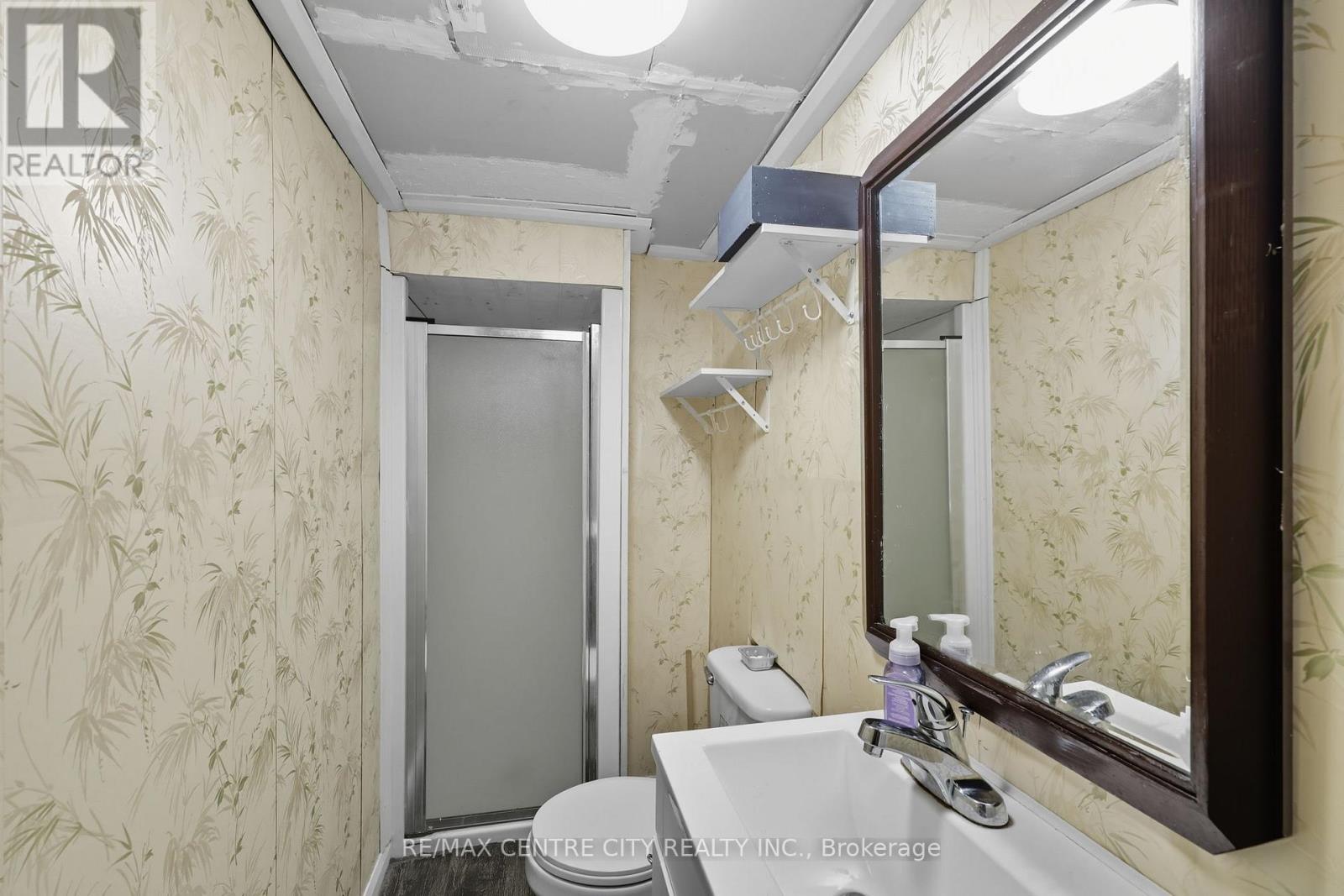 75 Glass Avenue, London East (East N), Ontario  N5W 1Z8 - Photo 28 - X12445422