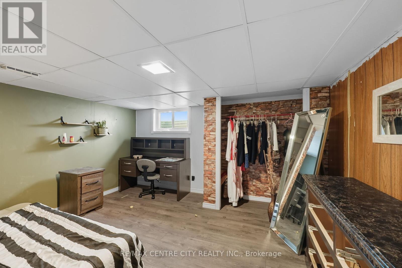75 Glass Avenue, London East (East N), Ontario  N5W 1Z8 - Photo 32 - X12445422