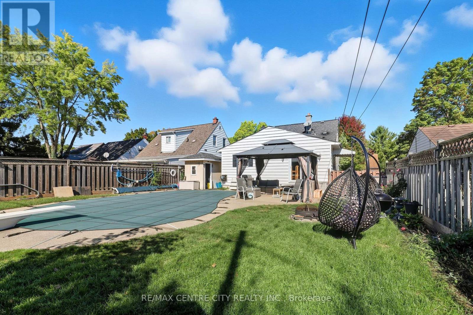 75 Glass Avenue, London East (East N), Ontario  N5W 1Z8 - Photo 38 - X12445422