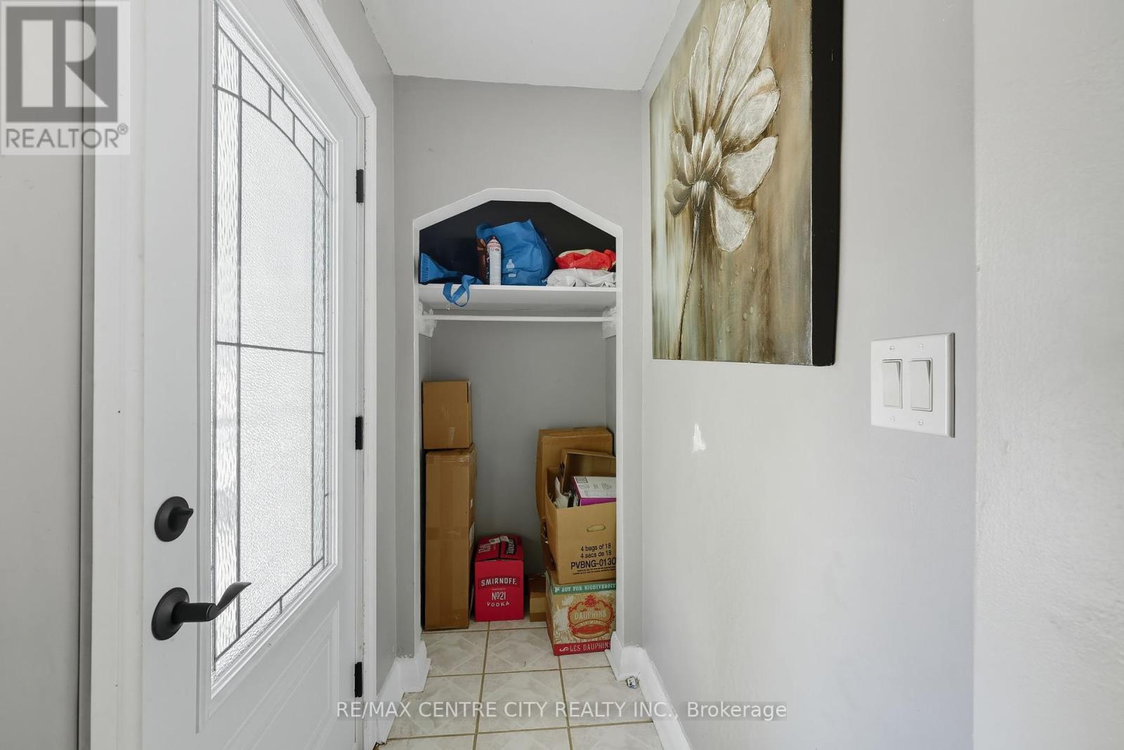75 Glass Avenue, London East (East N), Ontario  N5W 1Z8 - Photo 6 - X12445422