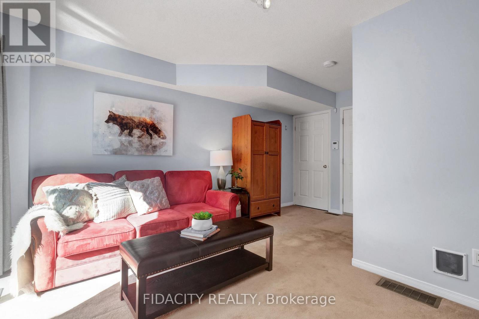 83 Manhattan Crescent, Ottawa, Ontario  K2C 4B8 - Photo 19 - X12445408