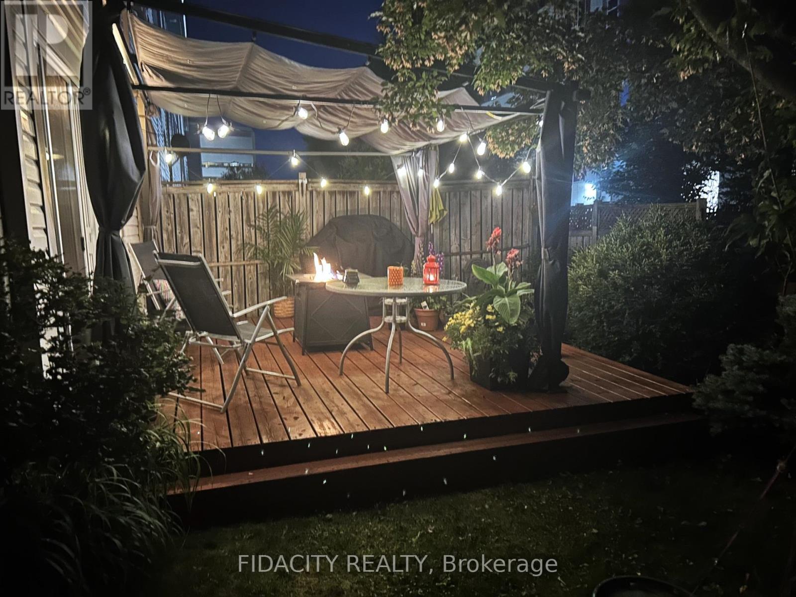 83 Manhattan Crescent, Ottawa, Ontario  K2C 4B8 - Photo 23 - X12445408