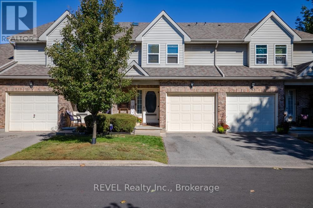 3 - 5070 Drummond Road, Niagara Falls, Ontario  L2E 6E4 - Photo 1 - X12445419