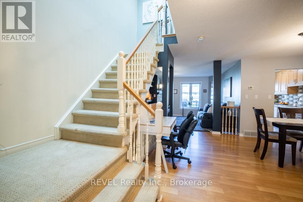 3 - 5070 Drummond Road, Niagara Falls, Ontario  L2E 6E4 - Photo 15 - X12445419
