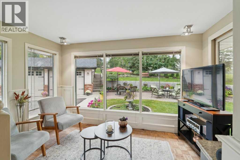 318 Oakhill Place Sw, Calgary, Alberta  T2V 3X5 - Photo 9 - A2252232