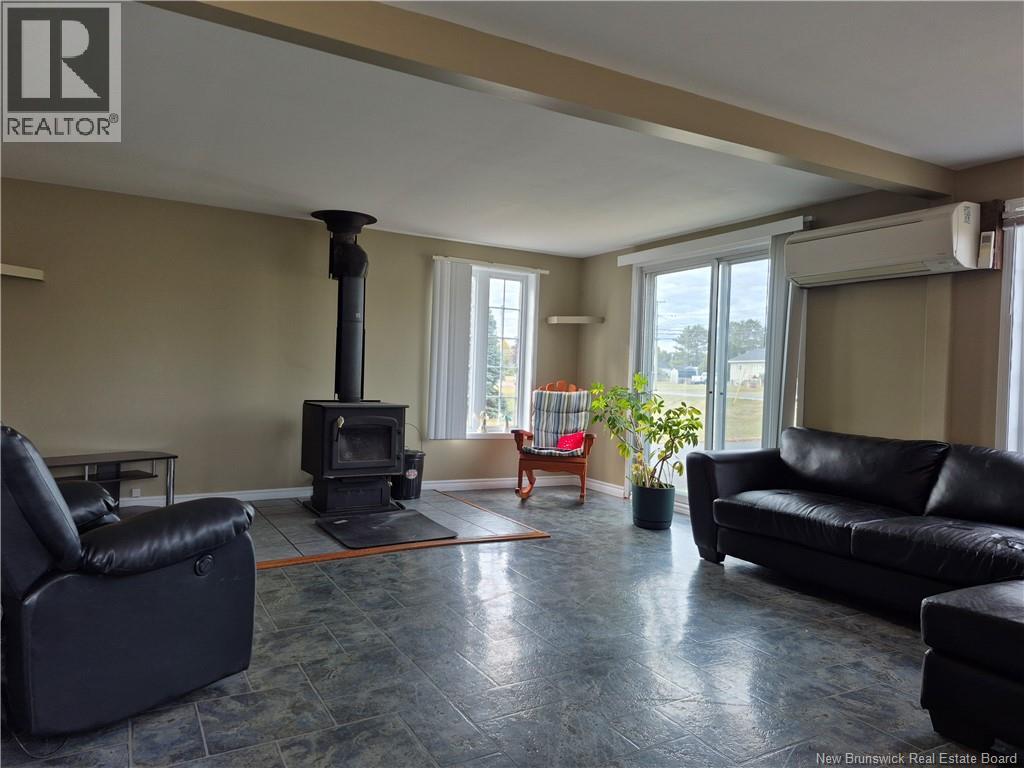 1109 Route 134, Petit-Rocher-Sud, New Brunswick  E8J 1C4 - Photo 11 - NB127446