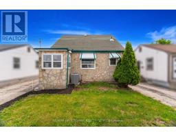 128 CROSS AVENUE, Oakville, Ontario