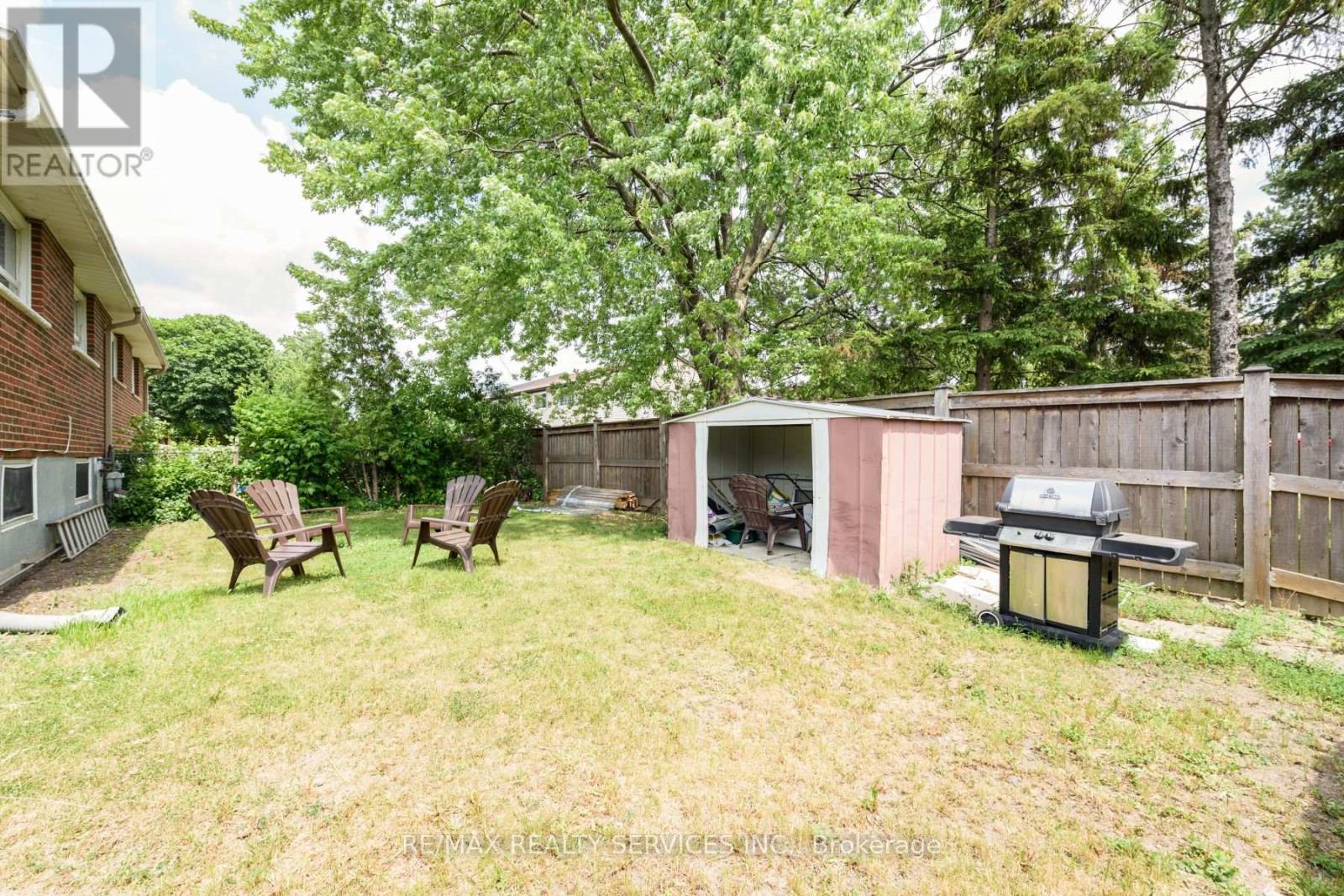 41 Manitou Crescent N, Brampton, Ontario  L6S 2Z6 - Photo 32 - W12342194