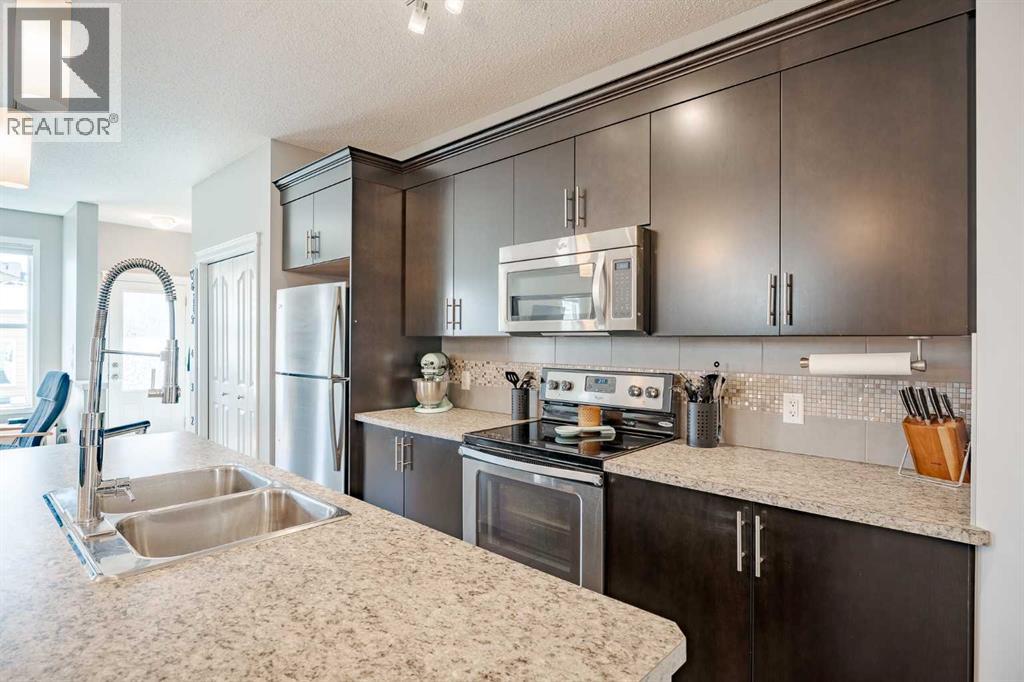 83 Cranford Park, Calgary, Alberta  T3M 1Z4 - Photo 8 - A2254759