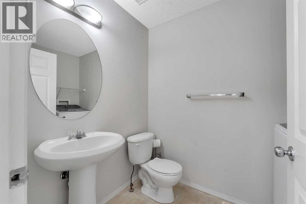 16 Saddlebrook Place Ne, Calgary, Alberta  T3J 5M3 - Photo 13 - A2254488