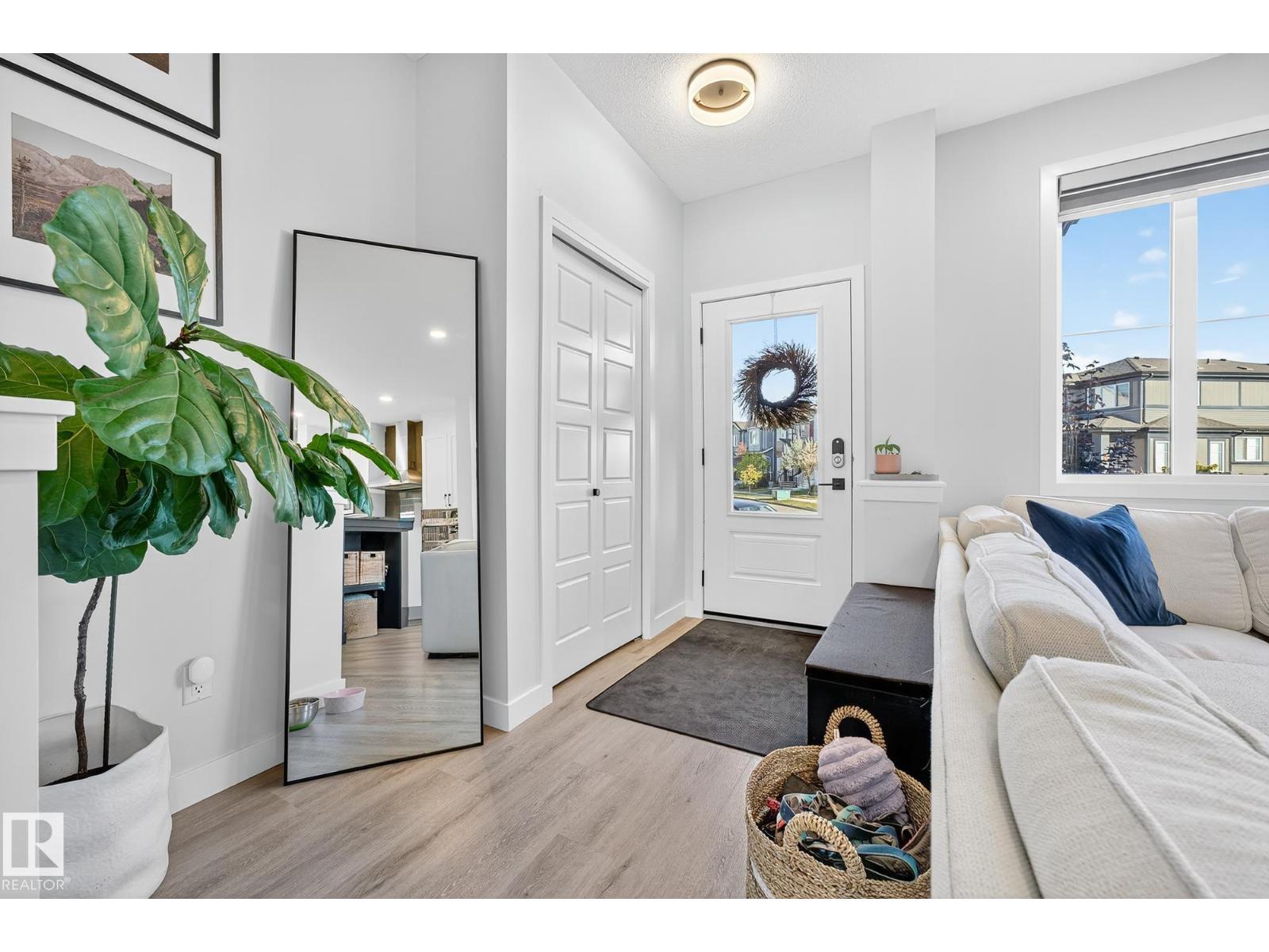 525 Paterson Wy Sw, Edmonton, Alberta  T6W 4E2 - Photo 3 - E4460900