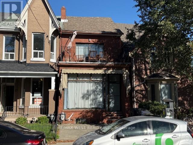 23 Clinton Street, Toronto (Palmerston-Little Italy), Ontario  M6J 2N6 - Photo 1 - C12445416