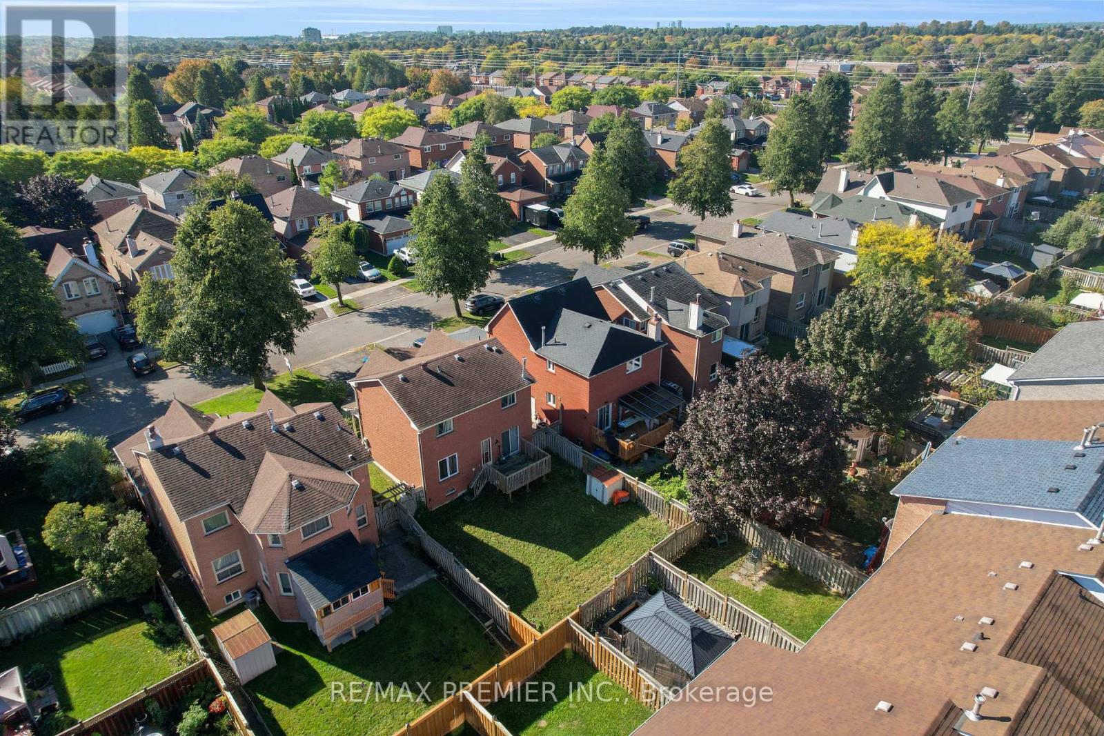 6 Hearne Crescent, Ajax, Ontario  L1T 3P5 - Photo 12 - E12445420