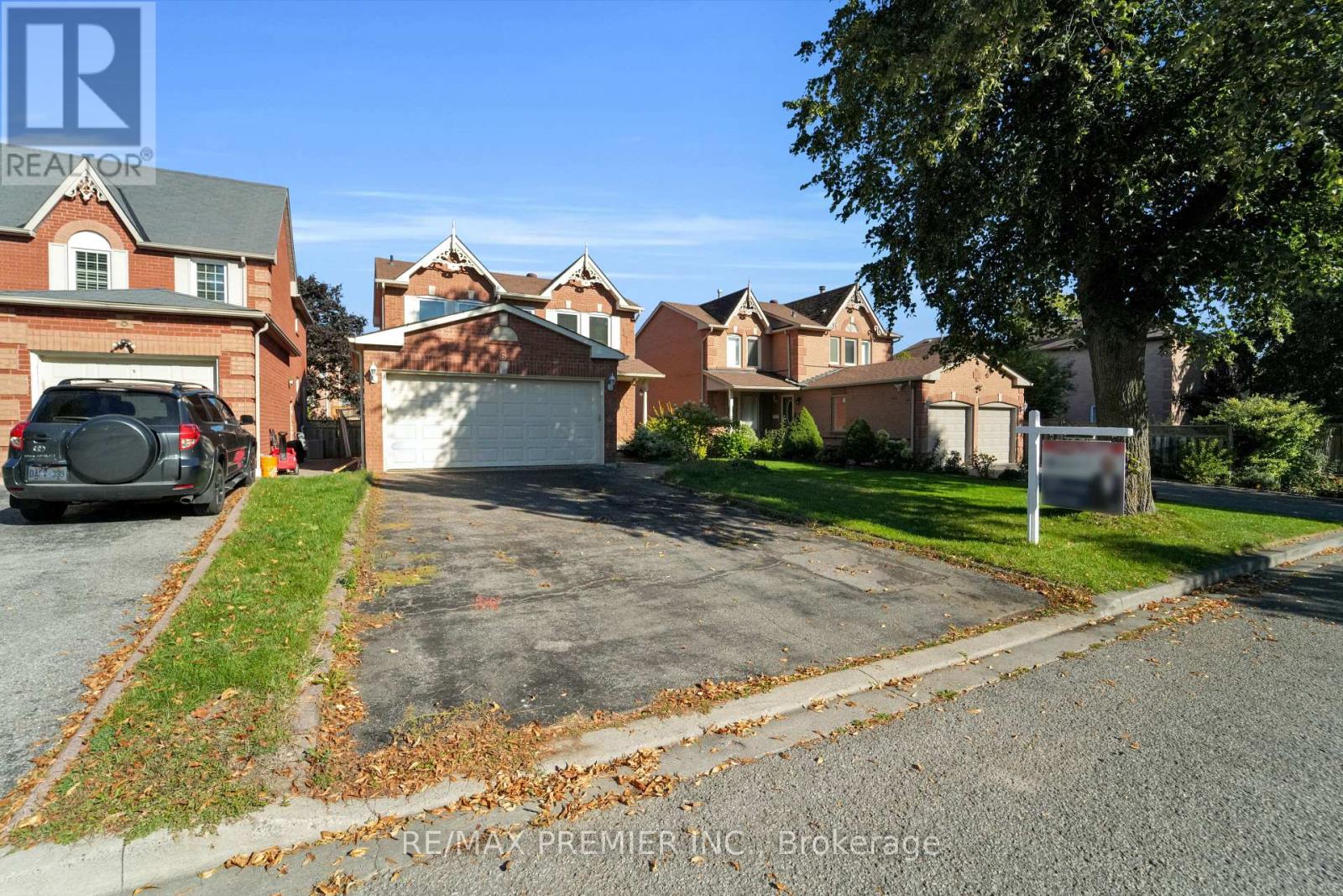 6 Hearne Crescent, Ajax, Ontario  L1T 3P5 - Photo 2 - E12445420