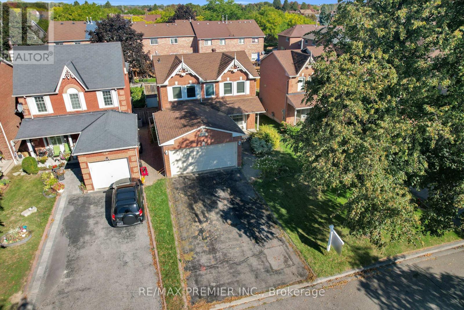 6 Hearne Crescent, Ajax, Ontario  L1T 3P5 - Photo 8 - E12445420