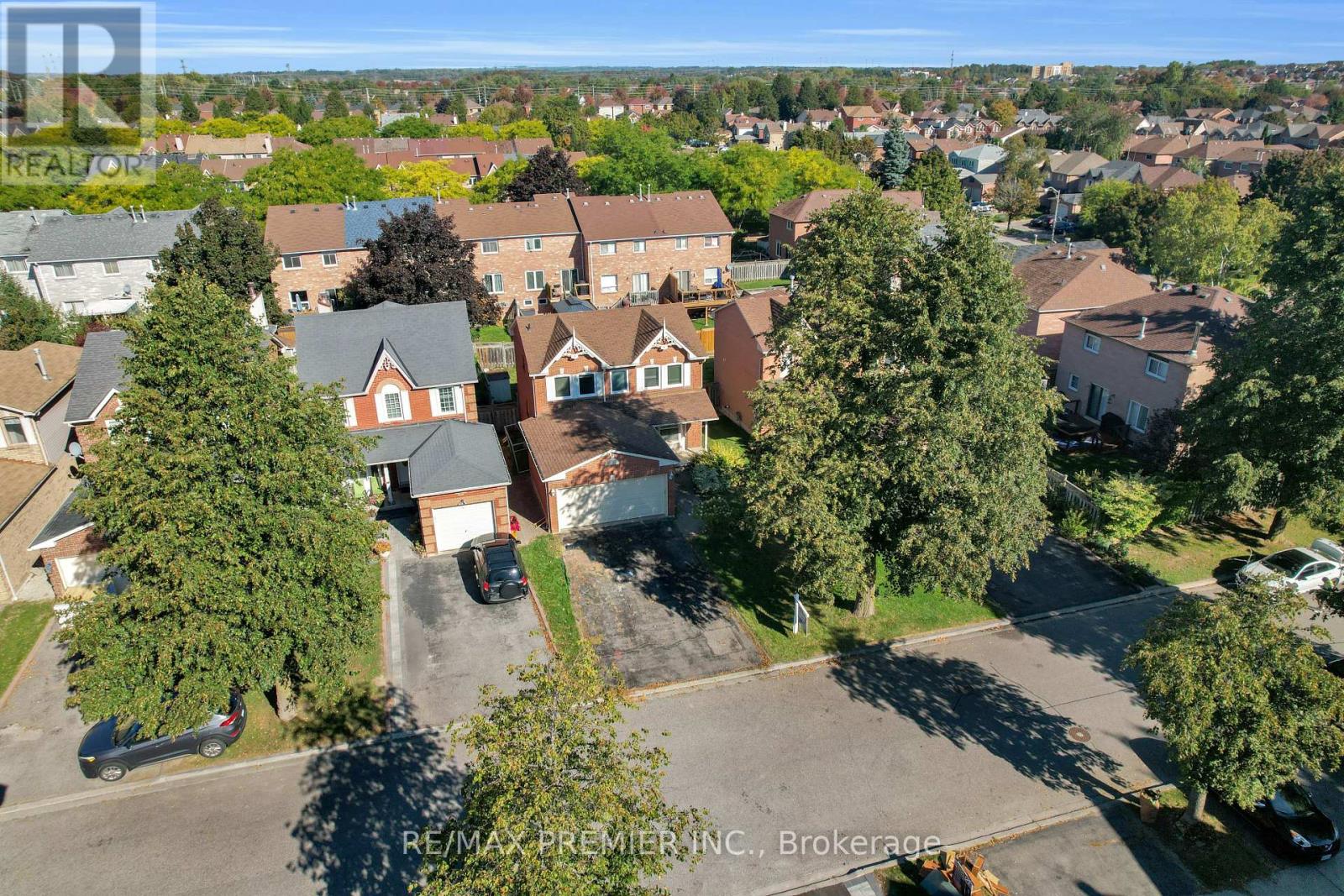 6 Hearne Crescent, Ajax, Ontario  L1T 3P5 - Photo 9 - E12445420