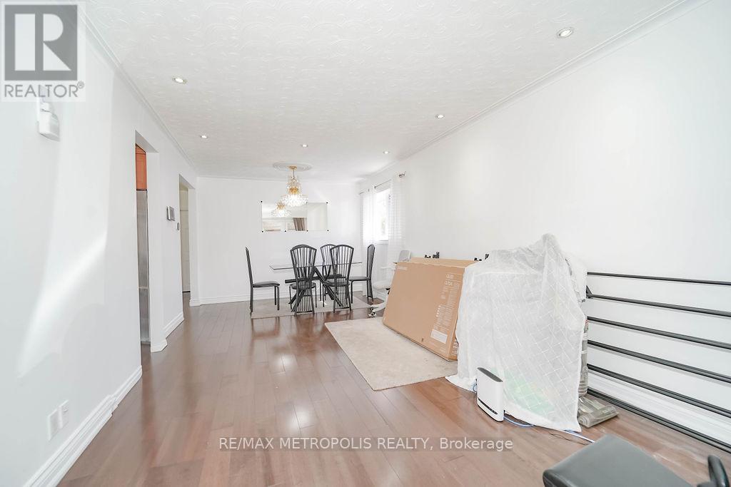 575 Bellamy Road N, Toronto (Woburn), Ontario  M1H 1G6 - Photo 16 - E12445441