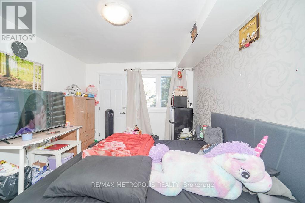 575 Bellamy Road N, Toronto (Woburn), Ontario  M1H 1G6 - Photo 21 - E12445441