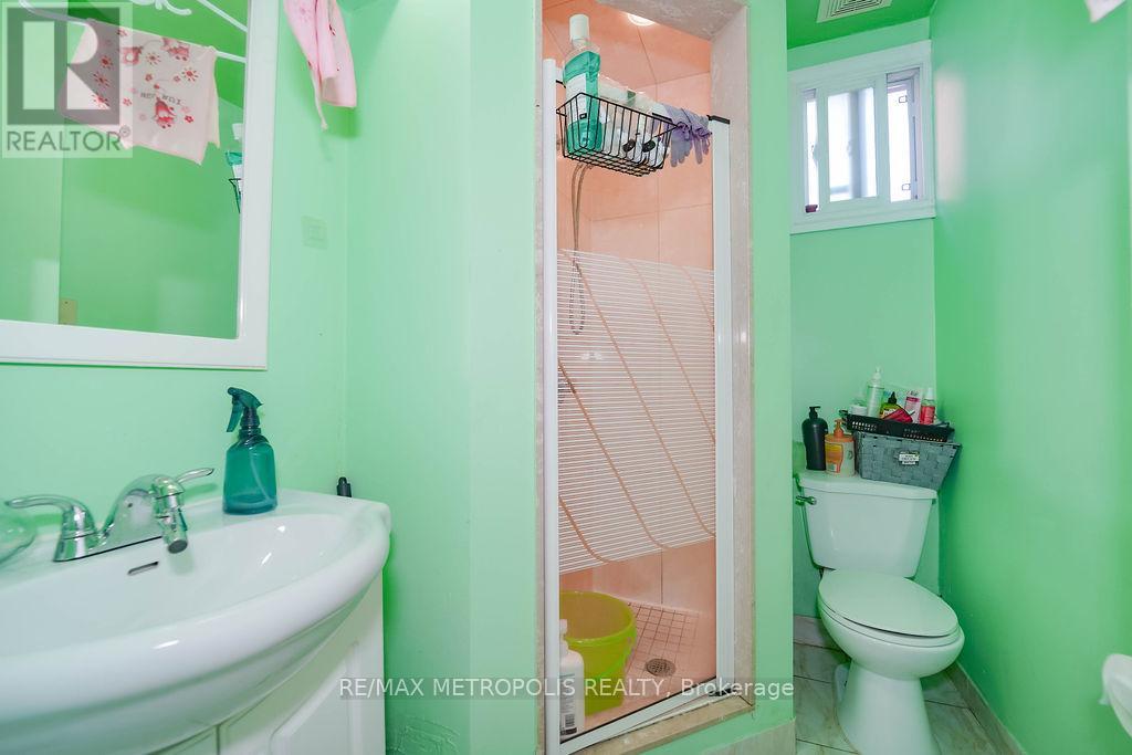 575 Bellamy Road N, Toronto (Woburn), Ontario  M1H 1G6 - Photo 30 - E12445441