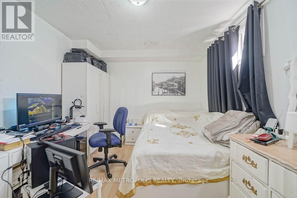 575 Bellamy Road N, Toronto (Woburn), Ontario  M1H 1G6 - Photo 33 - E12445441