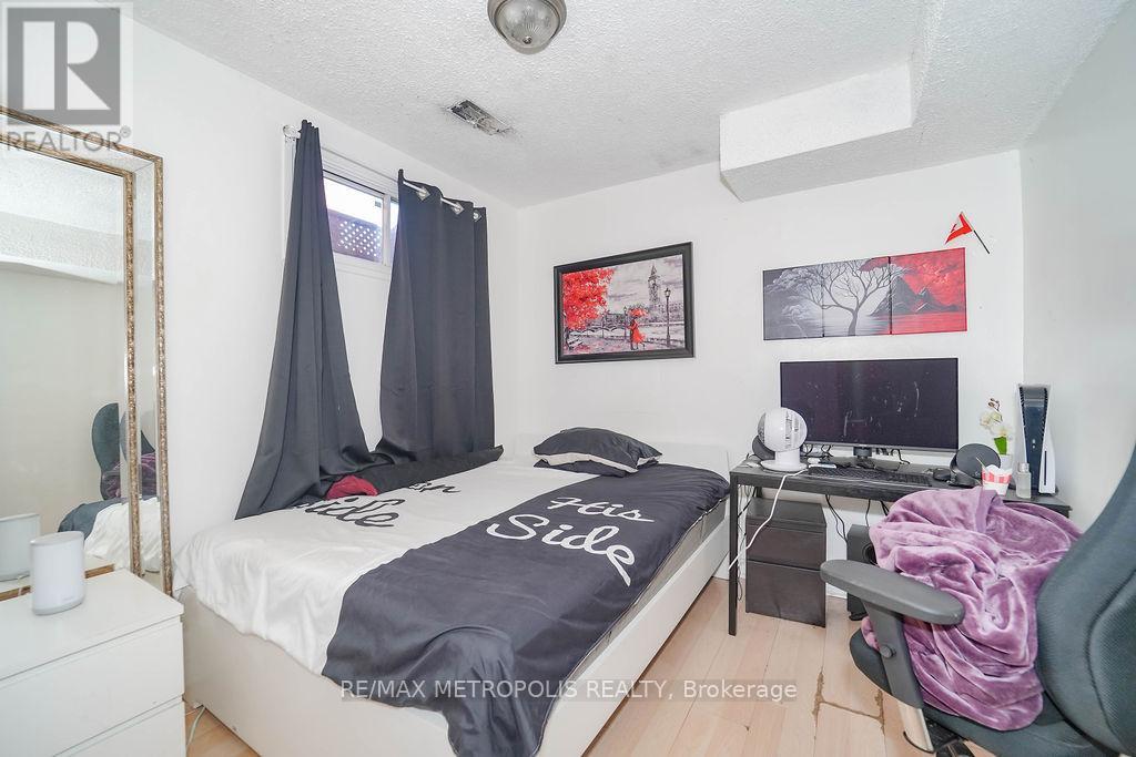 575 Bellamy Road N, Toronto (Woburn), Ontario  M1H 1G6 - Photo 35 - E12445441