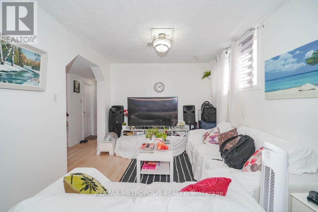 575 Bellamy Road N, Toronto (Woburn), Ontario  M1H 1G6 - Photo 39 - E12445441