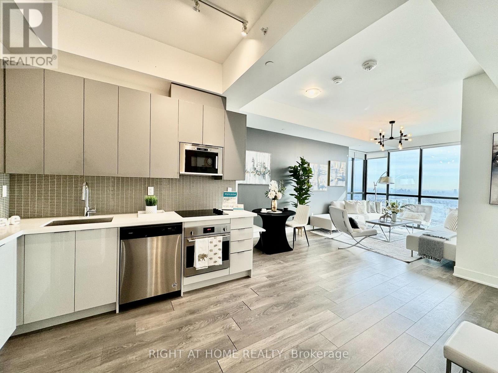 3709 - 2908 HIGHWAY 7 ROAD, Vaughan, Ontario