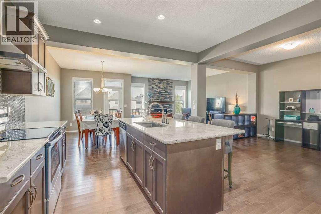 44 Nolancrest Green Nw, Calgary, Alberta  T3R 0P8 - Photo 3 - A2250334