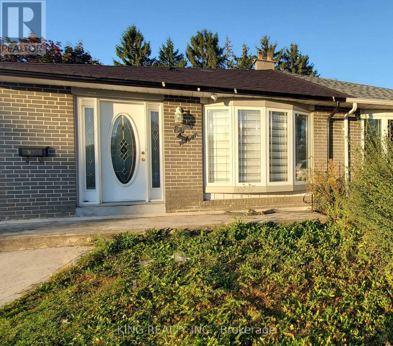 87 Aloma Crescent, Brampton (Avondale), Ontario  L6T 2N8 - Photo 1 - W12445404