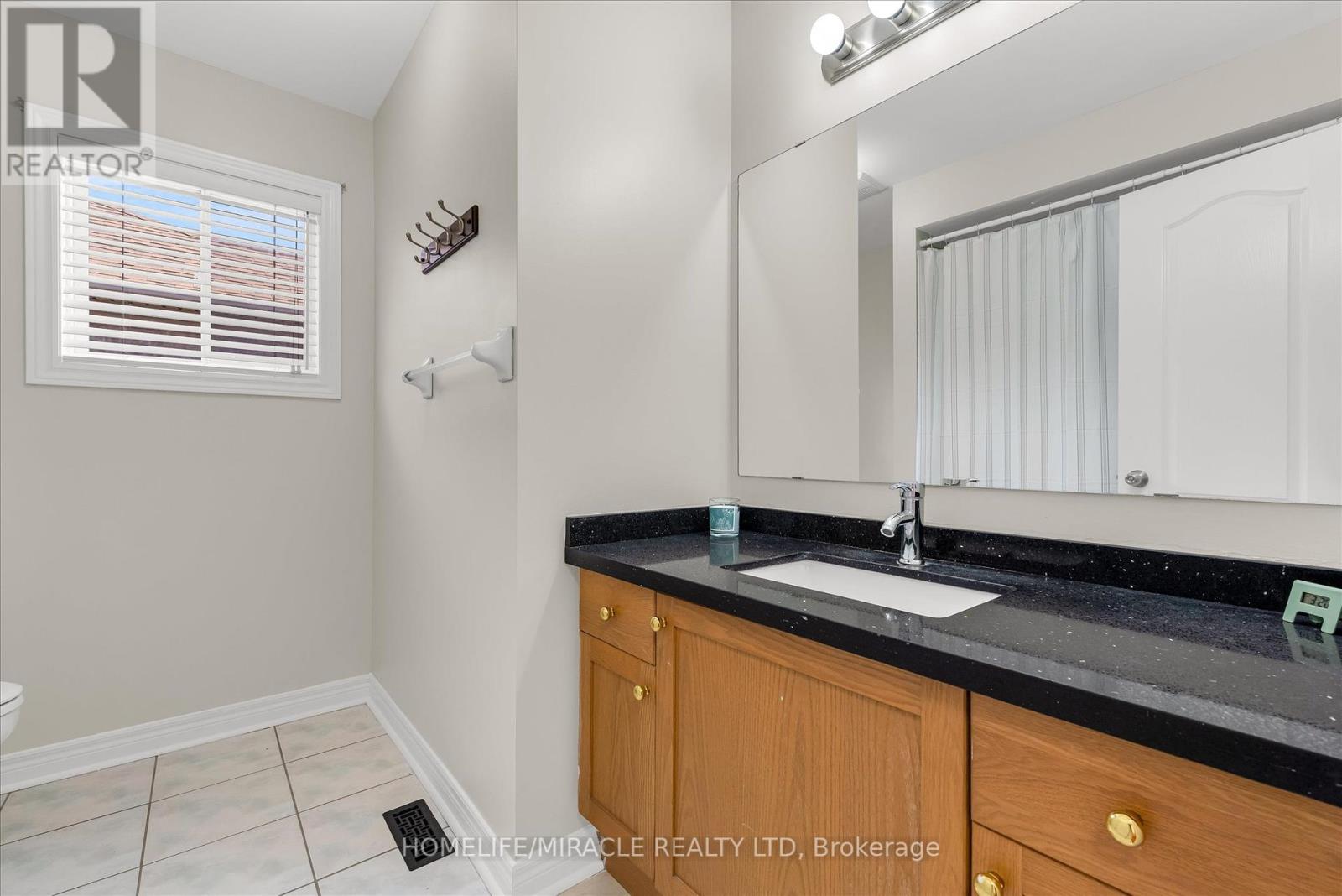 4811 James Austin Drive, Mississauga (Hurontario), Ontario  L4Z 4H4 - Photo 11 - W12445405