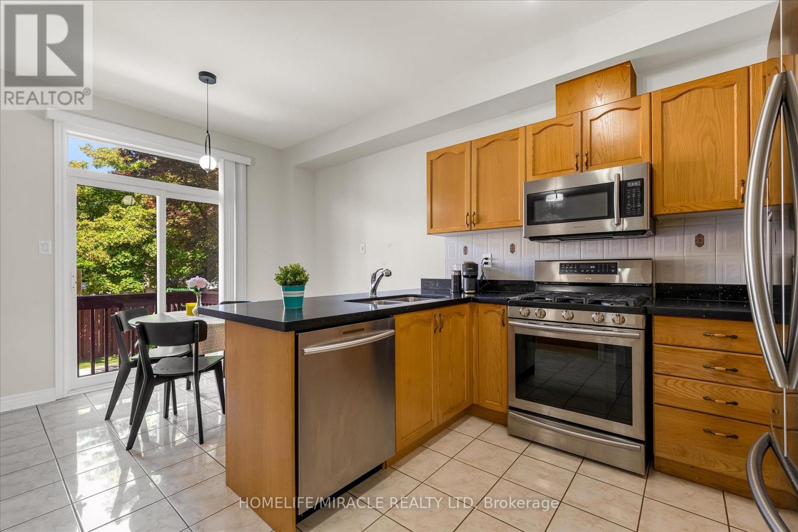 4811 James Austin Drive, Mississauga (Hurontario), Ontario  L4Z 4H4 - Photo 6 - W12445405