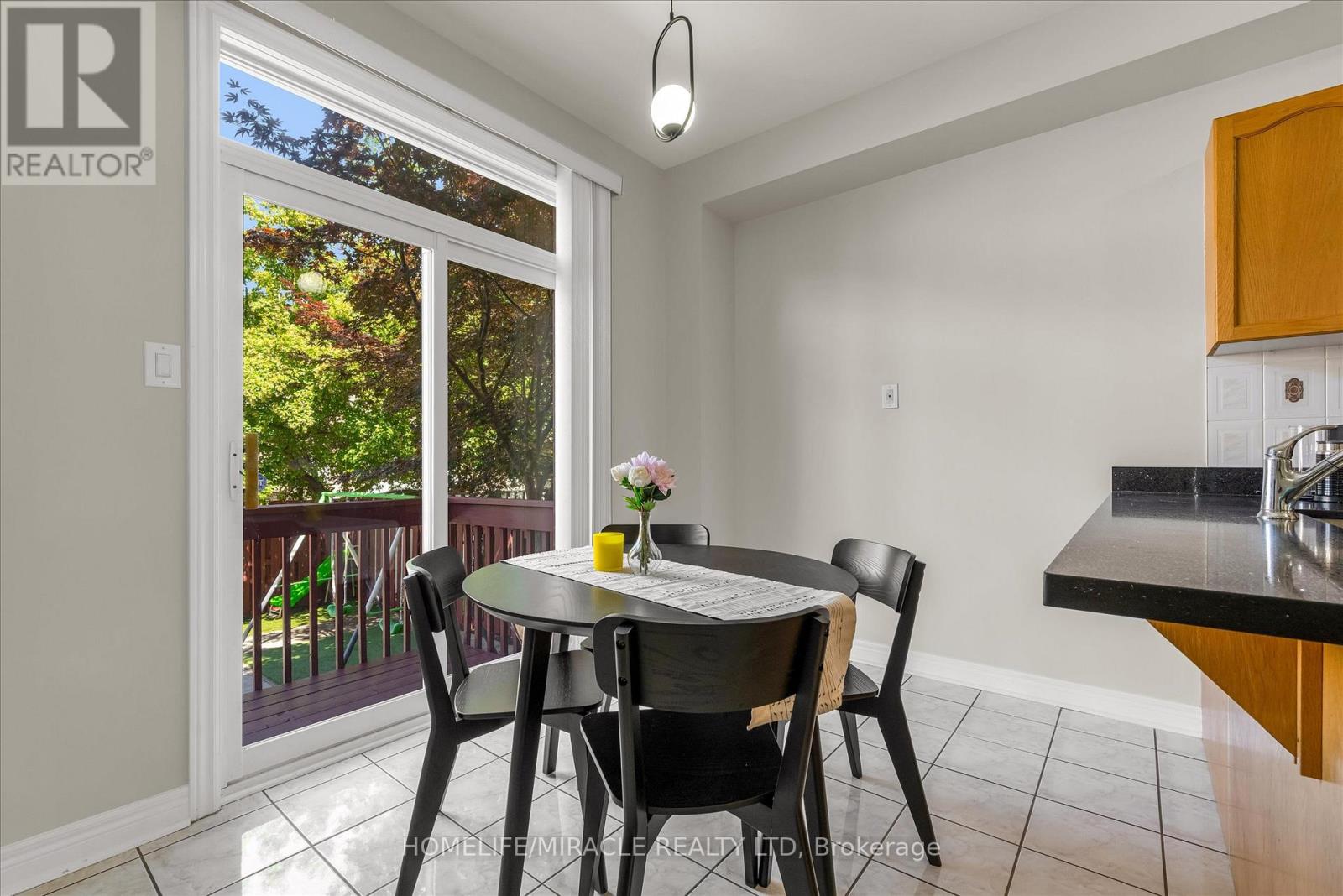 4811 James Austin Drive, Mississauga (Hurontario), Ontario  L4Z 4H4 - Photo 8 - W12445405