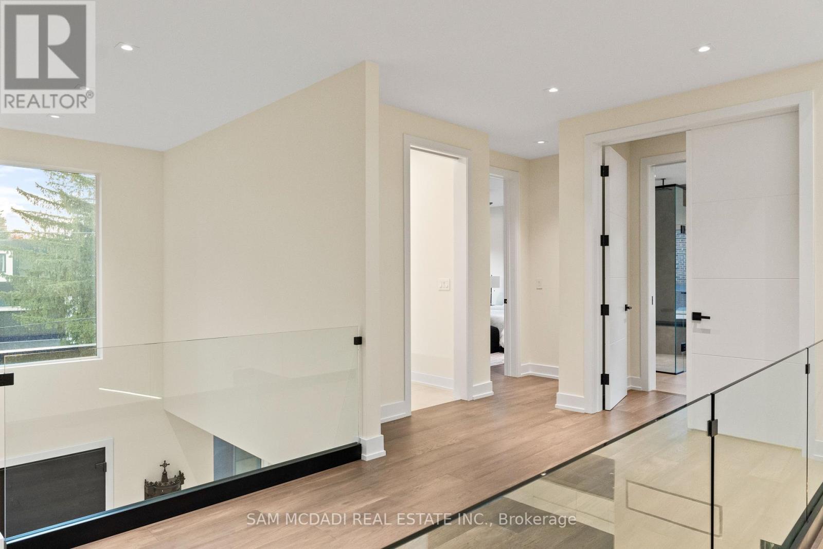 2075 Shawanaga Trail, Mississauga (Sheridan), Ontario  L5H 3Z3 - Photo 36 - W12445409
