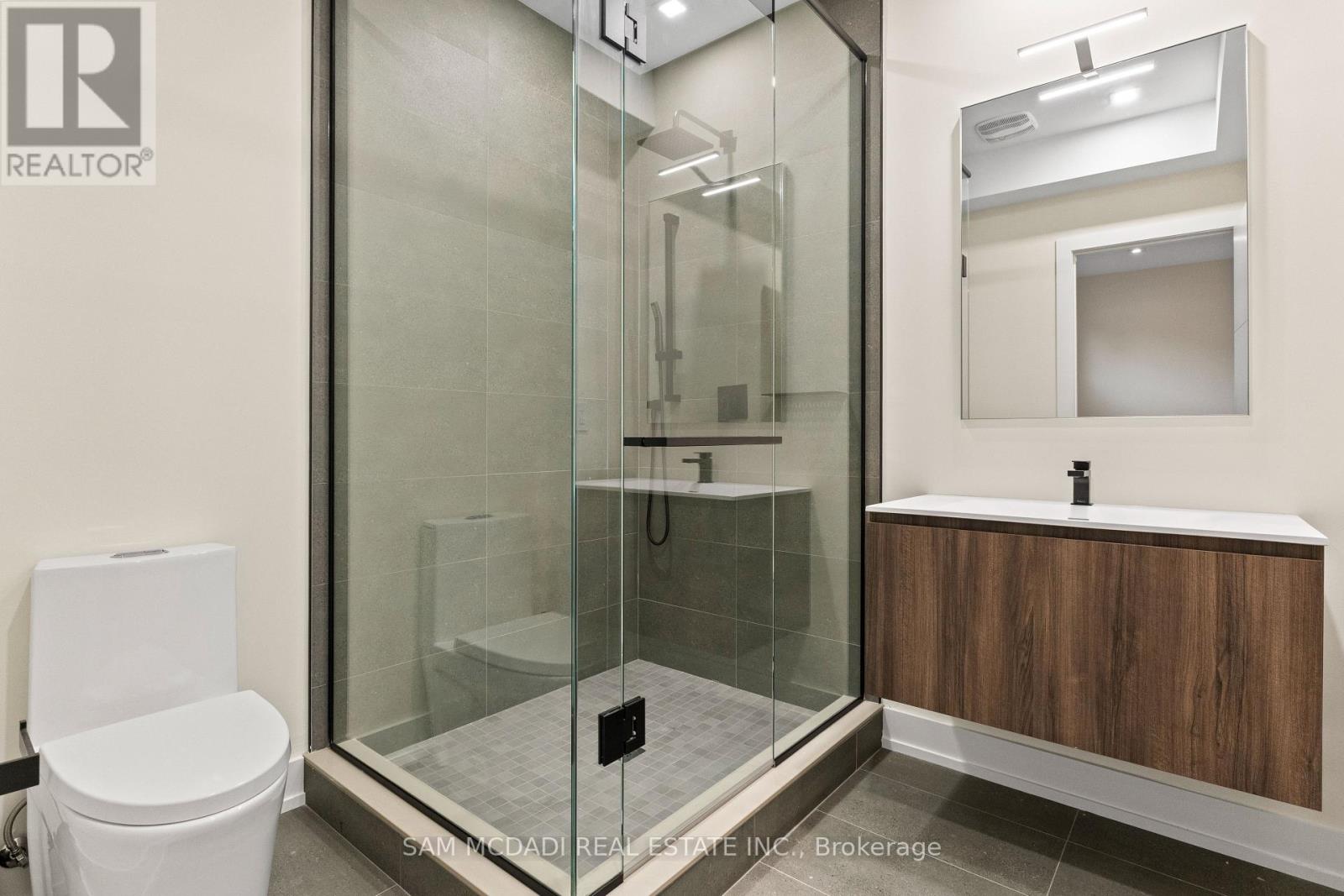2075 Shawanaga Trail, Mississauga (Sheridan), Ontario  L5H 3Z3 - Photo 44 - W12445409