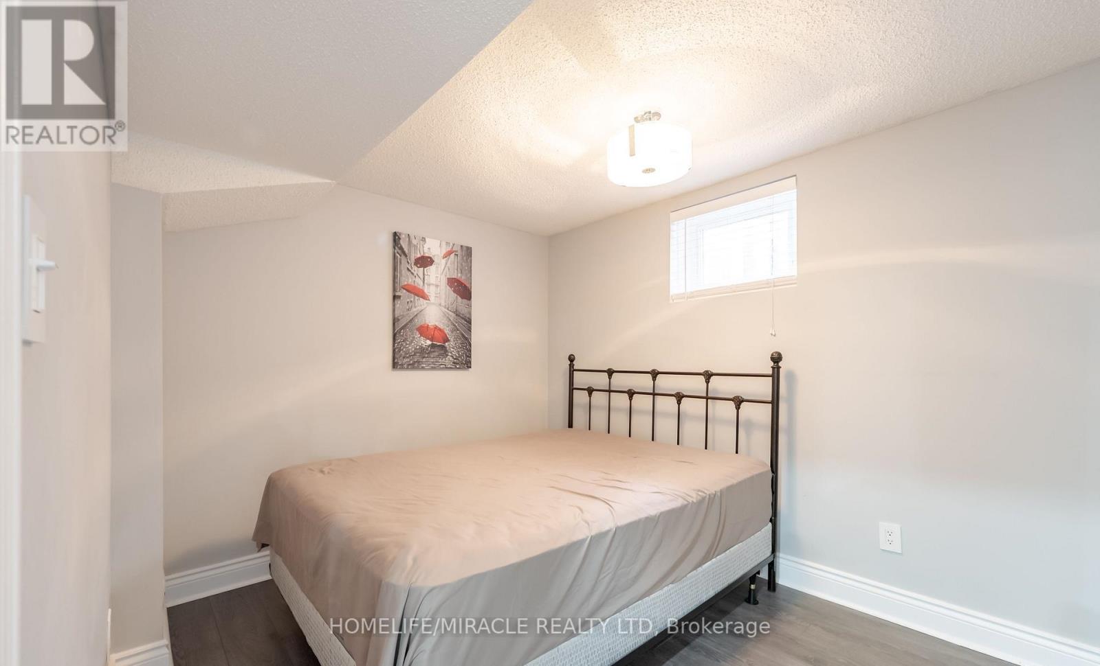 23 Mosley Crescent, Brampton (Fletcher's West), Ontario  L6Y 5C7 - Photo 16 - W12445414