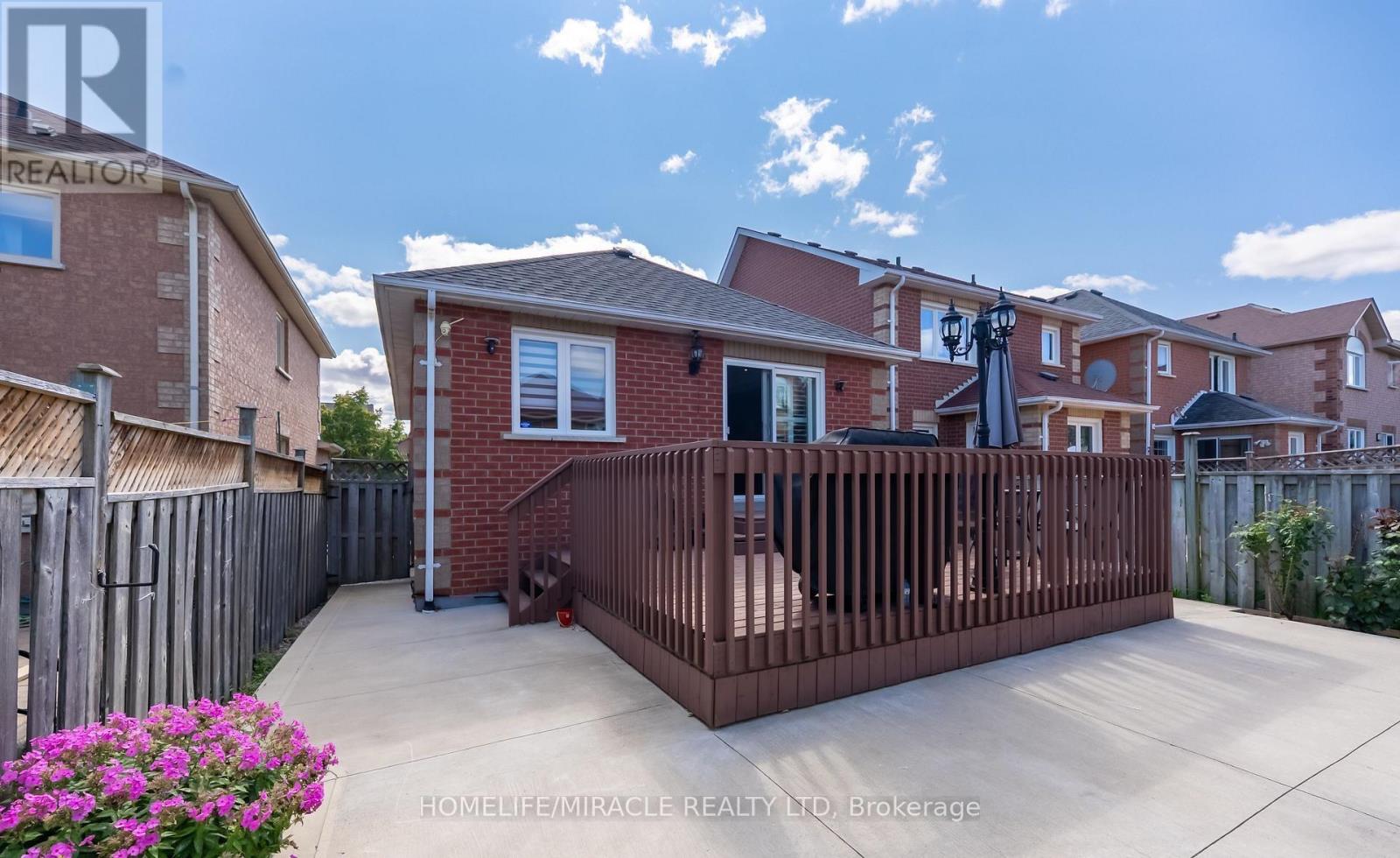 23 Mosley Crescent, Brampton (Fletcher's West), Ontario  L6Y 5C7 - Photo 20 - W12445414