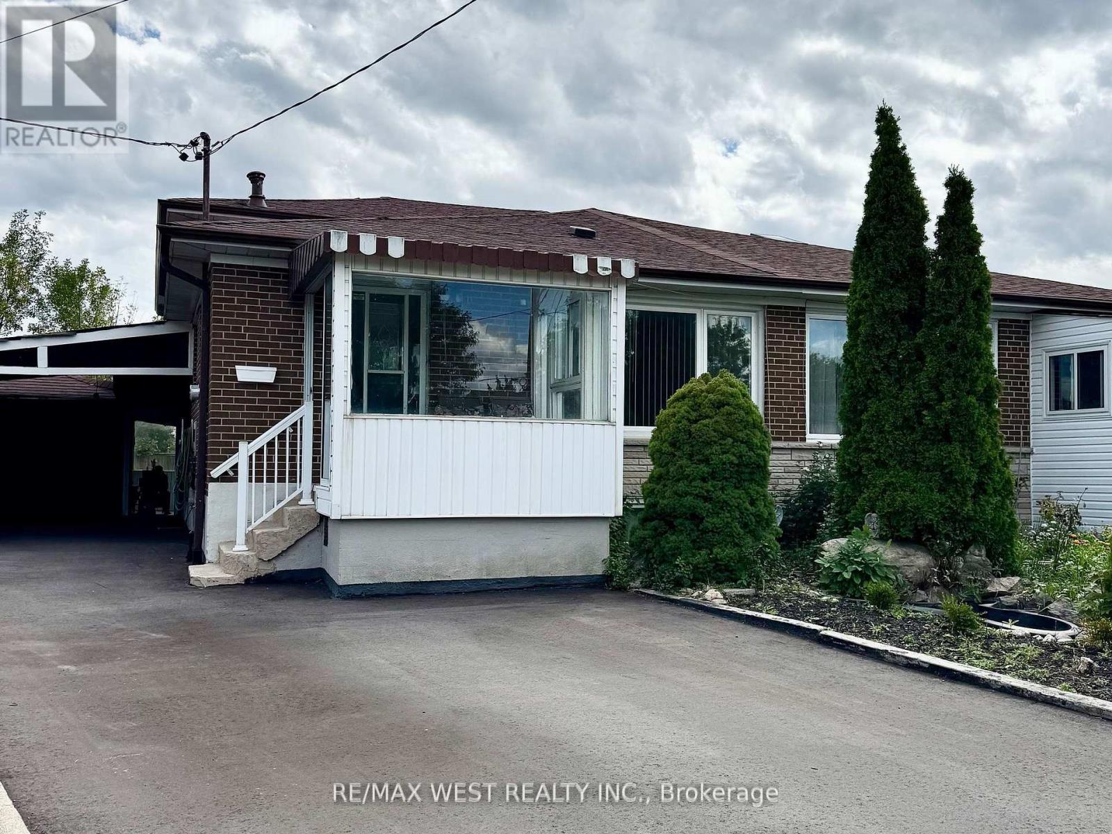 25 Bimini Crescent, Toronto (Black Creek), Ontario  M3N 1S1 - Photo 23 - W12445434
