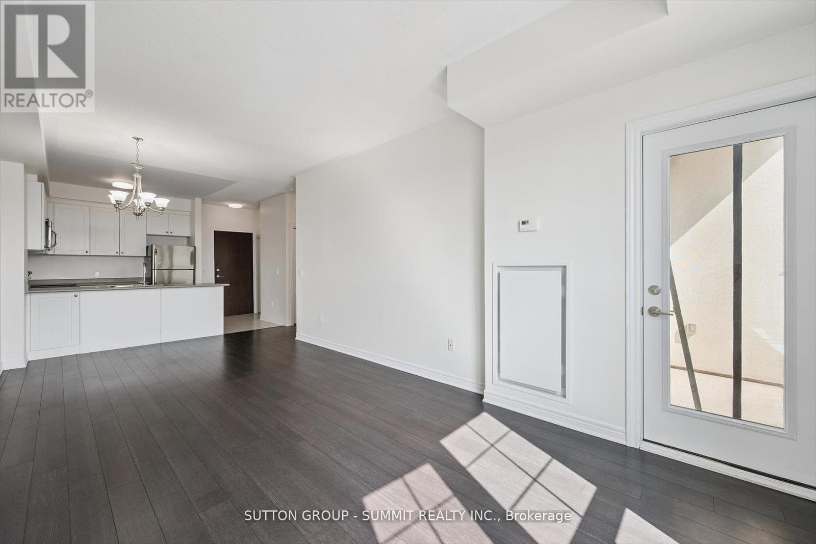 433 - 216 Oak Park Boulevard, Oakville (Ro River Oaks), Ontario  L6H 7S8 - Photo 13 - W12445443