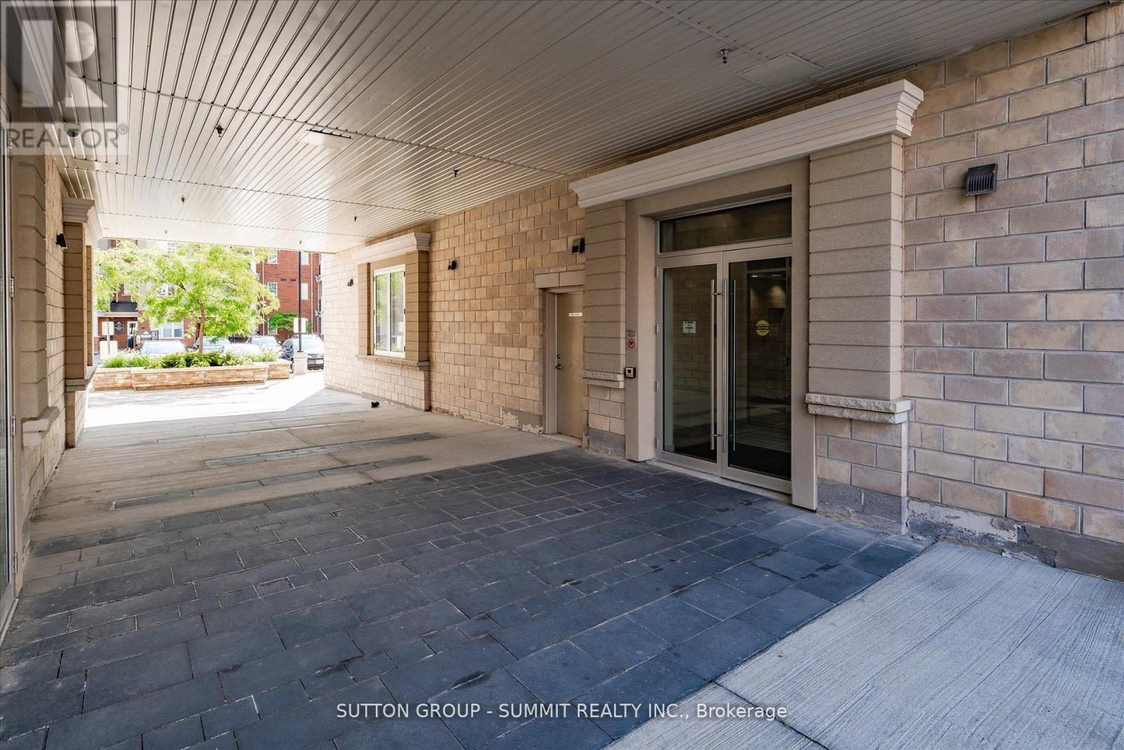 433 - 216 Oak Park Boulevard, Oakville (Ro River Oaks), Ontario  L6H 7S8 - Photo 3 - W12445443