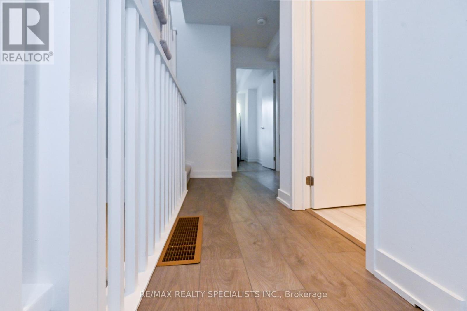 55 - 1121 Cooke Boulevard, Burlington, Ontario  L8T 0C3 - Photo 12 - W12445445