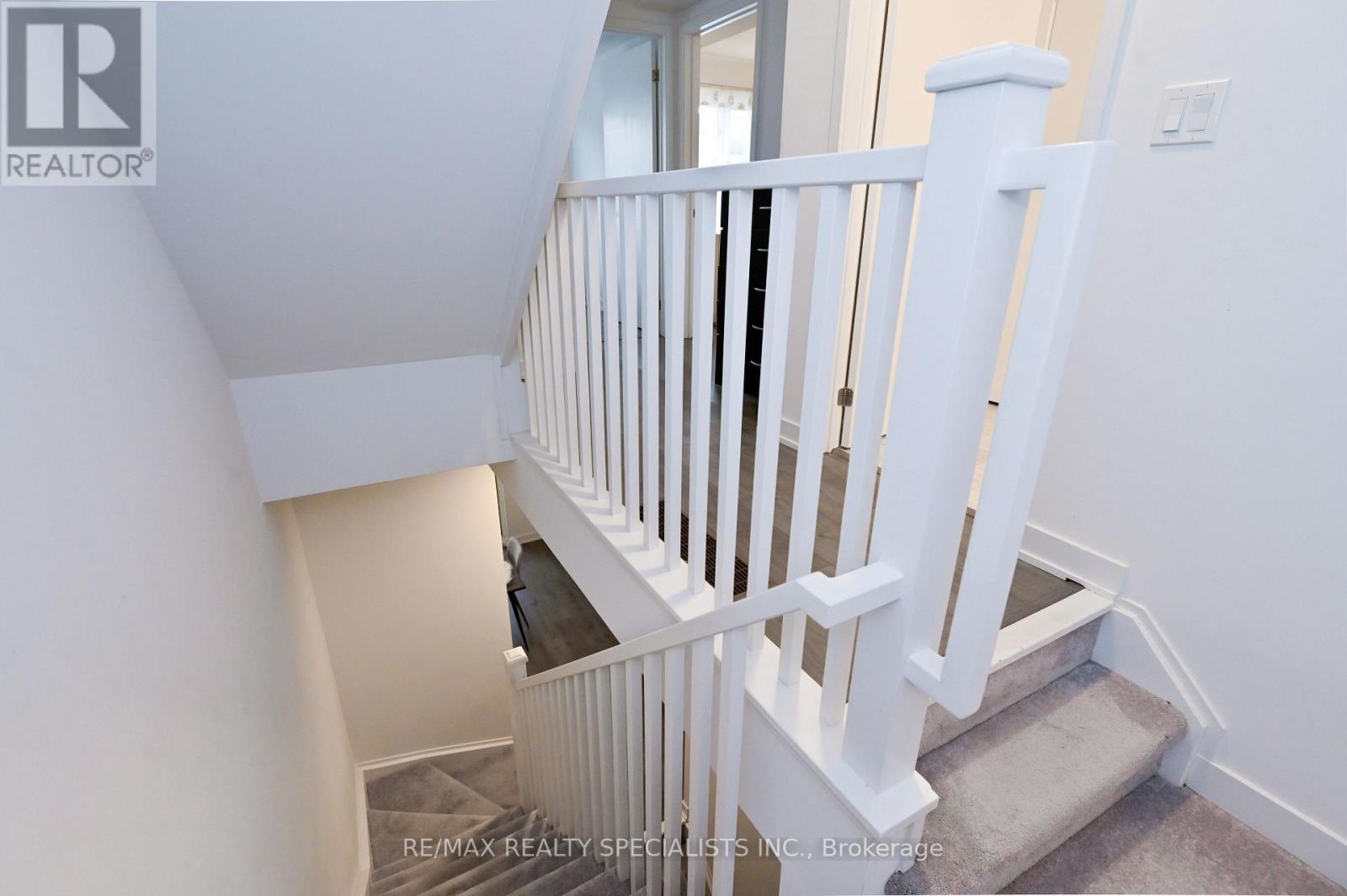 55 - 1121 Cooke Boulevard, Burlington, Ontario  L8T 0C3 - Photo 14 - W12445445
