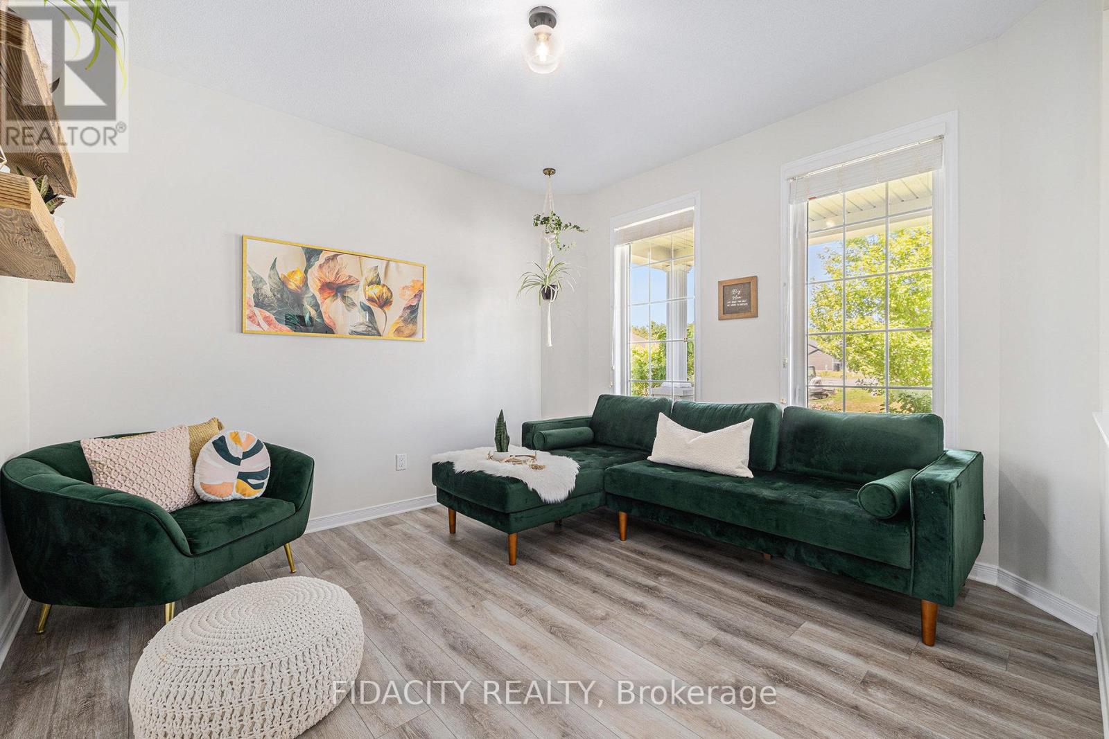 72 White Tail Drive, Mississippi Mills, Ontario  K0A 1A0 - Photo 4 - X12445454