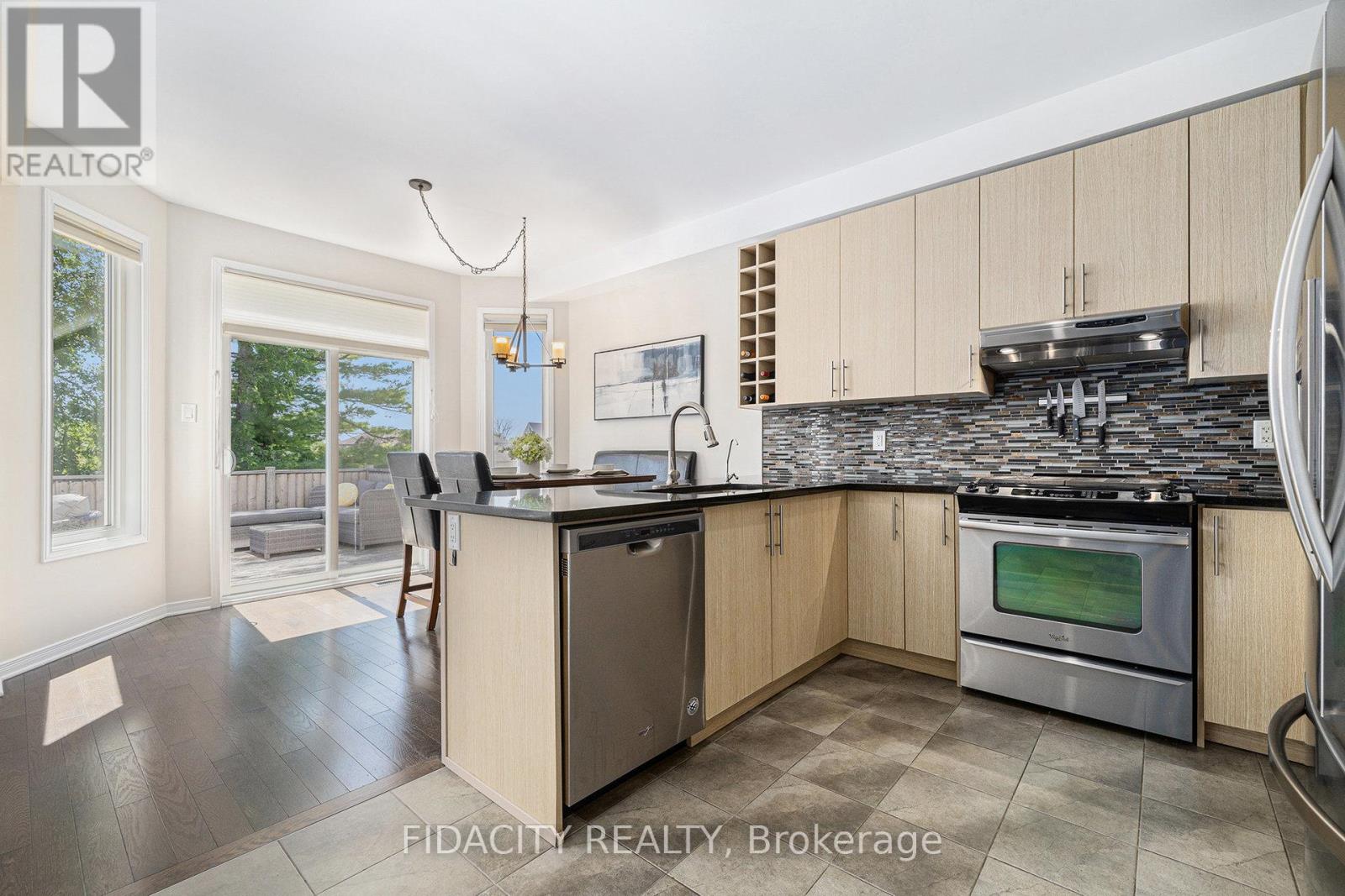 72 White Tail Drive, Mississippi Mills, Ontario  K0A 1A0 - Photo 8 - X12445454